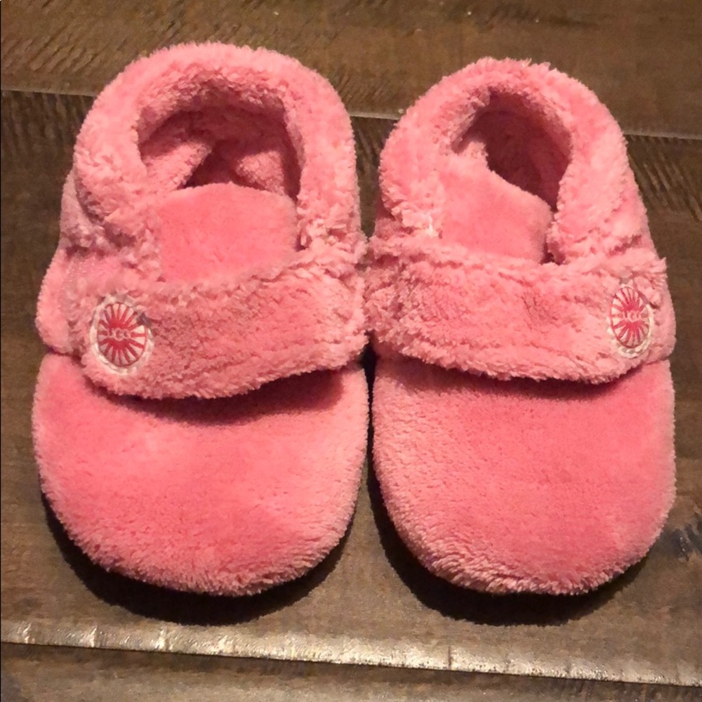 UGG baby slippers